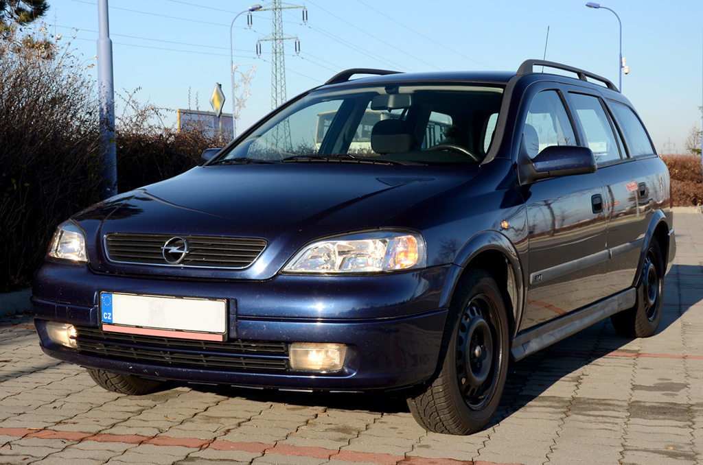 10_2011-12-11_AUTO-017