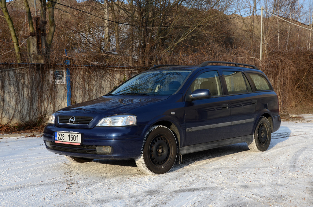 2012-02-08_AUTO-010