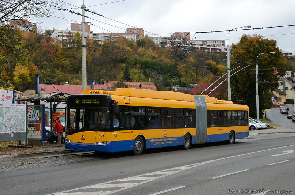 452_2013-10-18-ZLIN-079