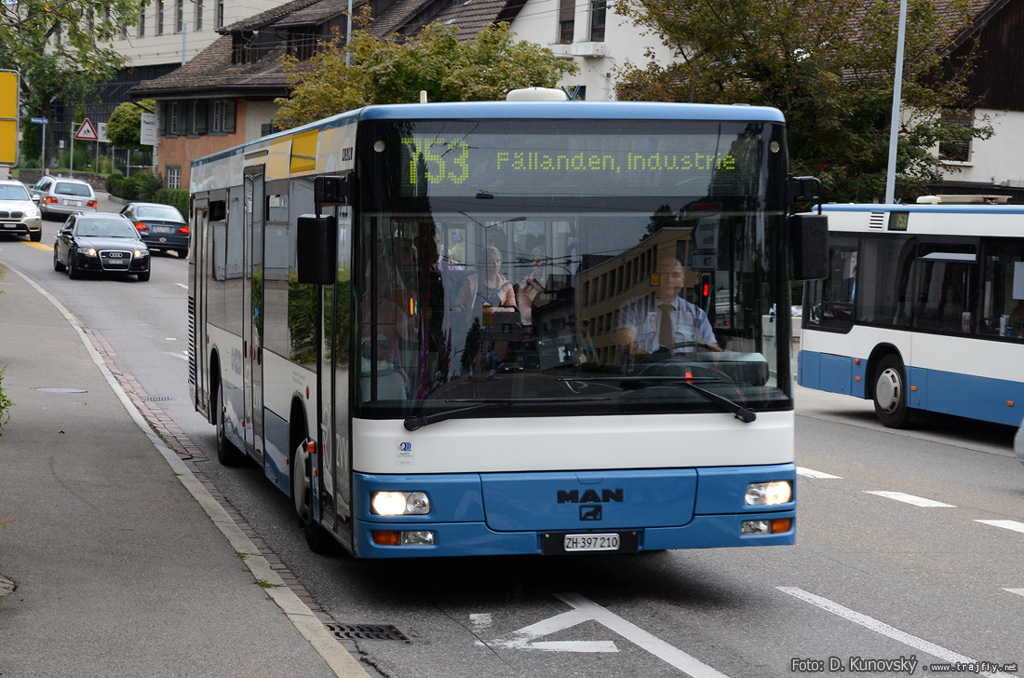 ZH-397210_2012-08-28_ZURICH